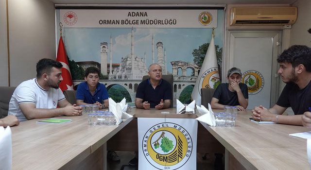 Stajyer öğrencilere yönelik toplantı düzenlendi