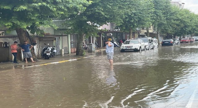Tokatta etkili olan sağanak yağış hayatı olumsuz etkiledi