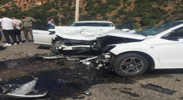 Tuncelide trafik kazası: 4 yaralı