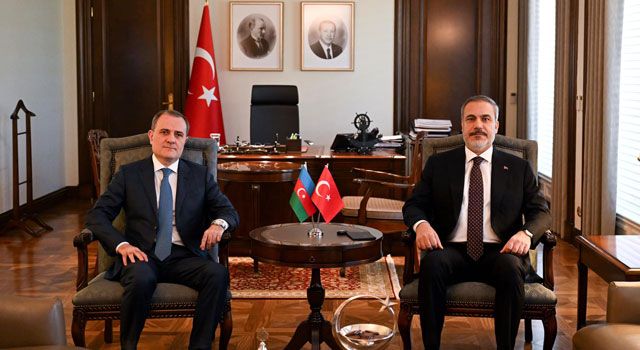 Türkiye ve Azerbaycan Dışişleri Bakanları Ankara'da Görüştü