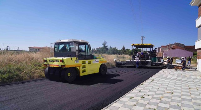 Üstyapı çalışmaları hız kesmiyor