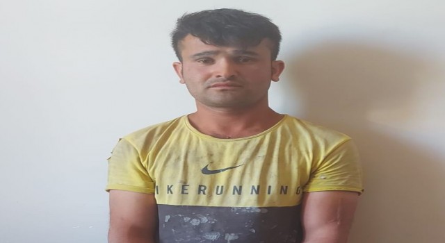 Üzerinde Jandarma yazılı gömlekle sosyal medyada paylaşım yapan şahıs yakalandı