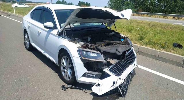 Uzunköprüde motosikletle otomobil çarpıştı: 1 ölü