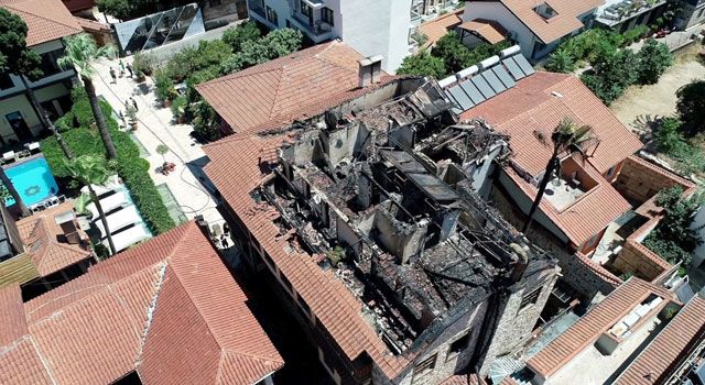 Yangında 2 Lübnanlı Turist Yaşamını Yitirdi, 10 Kişi Yaralandı