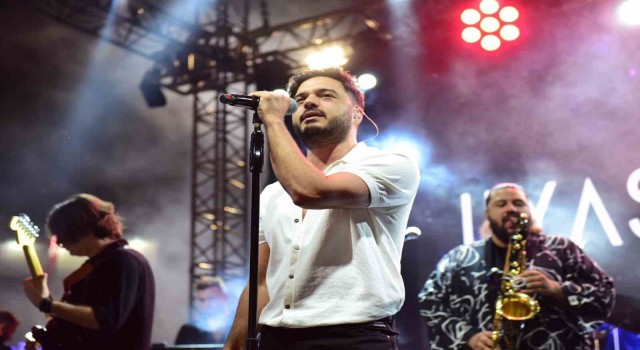 30 Ağustos Zafer Bayramında İlyas Yalçıntaş coşkusu
