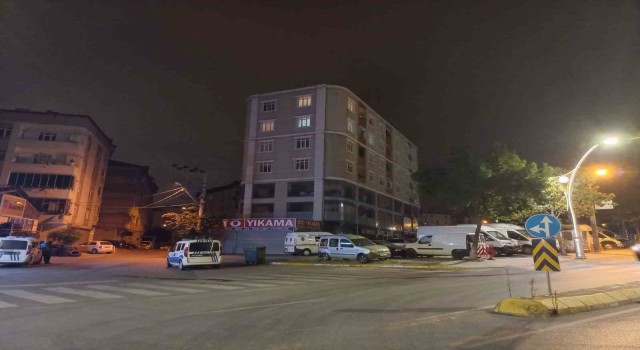Kocaeli’de 6. kattan düşen genç hayatını kaybetti
