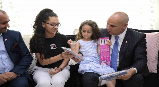 Ağrı Valisi Koçtan şehit ailelerine ziyaret
