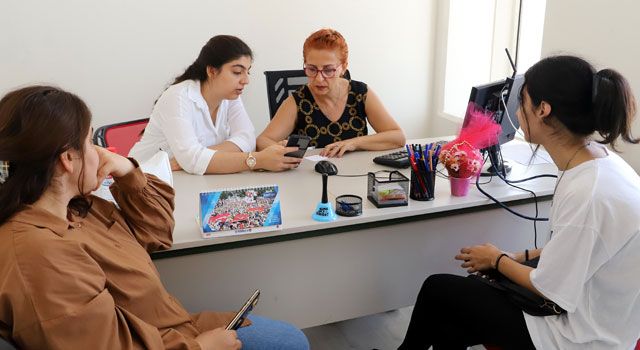 Akdeniz Belediyesi, YKS Öğrencilerine Tercih Danışmanlığı Veriyor