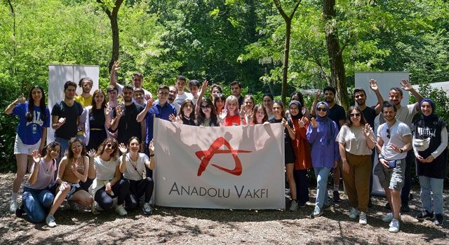 Anadolu Vakfı, Burs Programına Başvurular Başlıyor