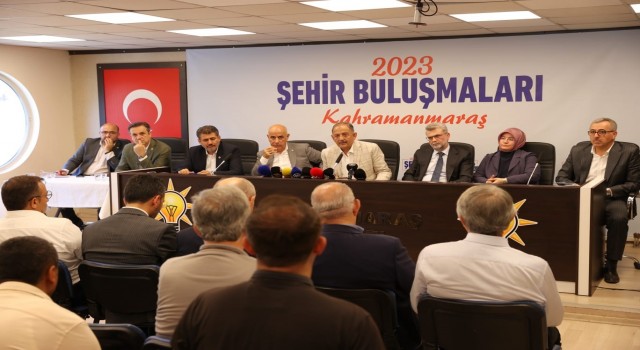 Bakan Özhaseki: Orta hasarlı binaların tamamı yıkılacak