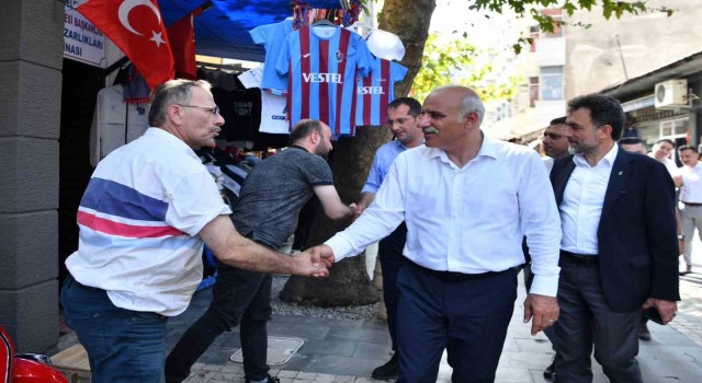 Başkan Zorluoğlu Akçaabatta esnaf ve vatandaşlarla buluştu