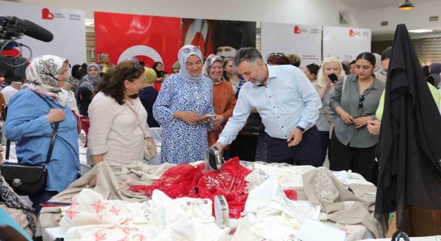 Bayraklıda kadının gücü var