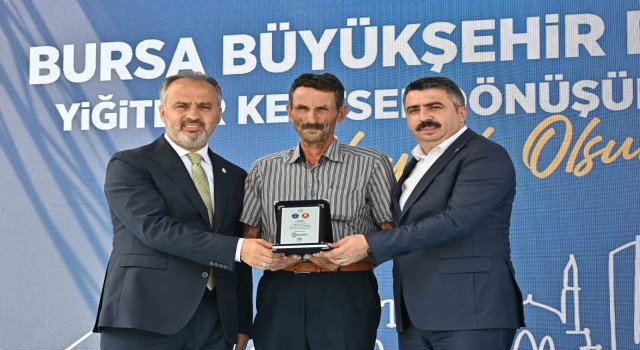 Bursada büyük dönüşümde ilk anahtar teslimi yapıldı