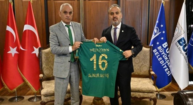 Bursaspor Kulübü, Alinur Aktaşı ziyaret etti