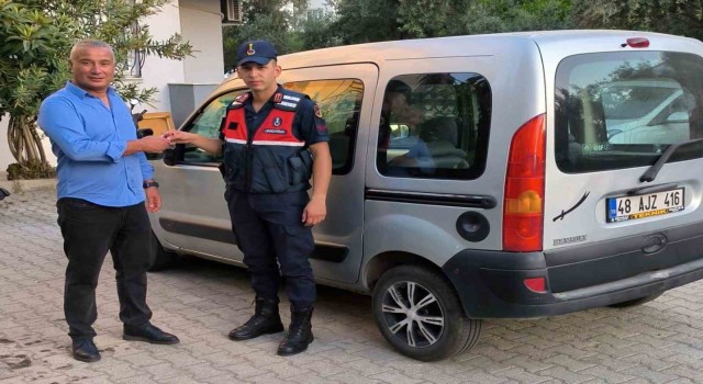 Çalınan araç sahibine teslim edildi