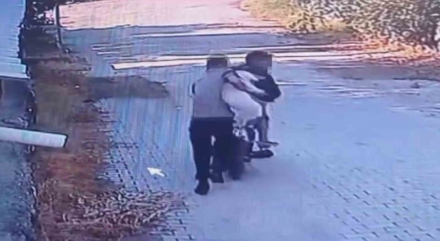 Çıtır için göz yaşlarına boğulmuştu, acemi hırsızların çaldığı köpeği jandarma geri getirdi