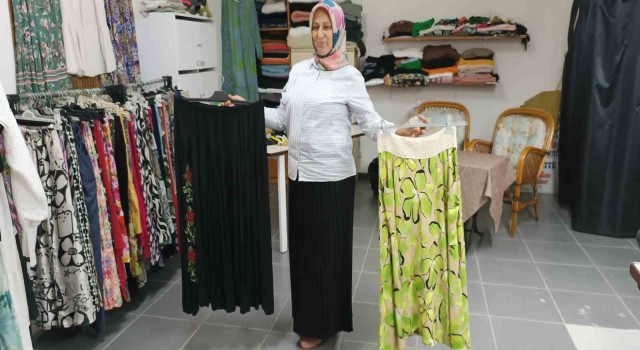 Çocuklarına çeyiz için başladı, 10 yıldır terzilik yapıyor