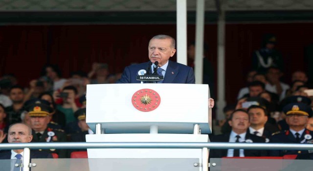 Cumhurbaşkanı Erdoğan: ”Artık kendi insanlı ve insansız savaş uçaklarını geliştirip üretebilen bir ülke haline geldik”