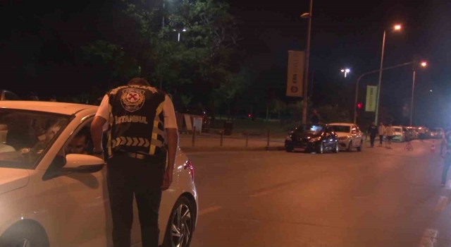 Denetimde alkollü çıkan ve ceza yiyen sürücüler, hırslarını basın mensuplarından çıkardı