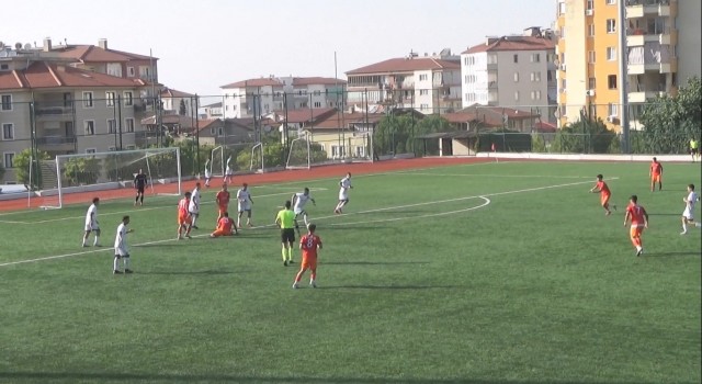 Denizlispor U17de Adanasporu dörtledi