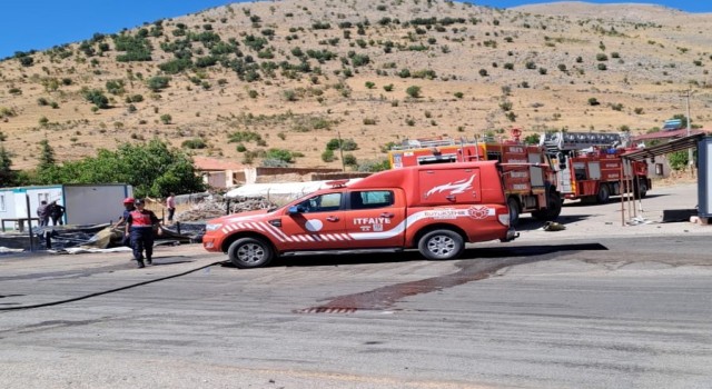 Doğanşehirde iş yeri yangını