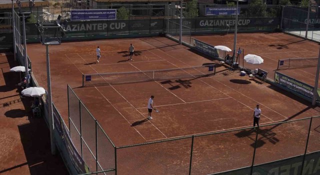 Doğu ve Güneydoğu Anadolu Tenis Takım Şampiyonası Gaziantepte başladı
