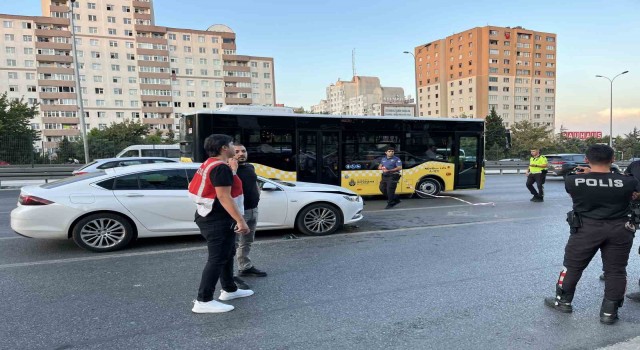 E-5te otomobile silahlı saldırı: 1 ağır yaralı
