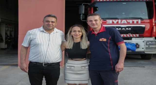 Enkazdan sağ kurtarılan Şevvalden itfaiye erlerine teşekkür ziyareti