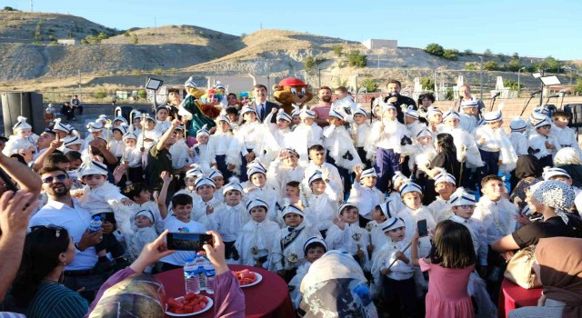 Erzincanda sünnet şöleni yapıldı