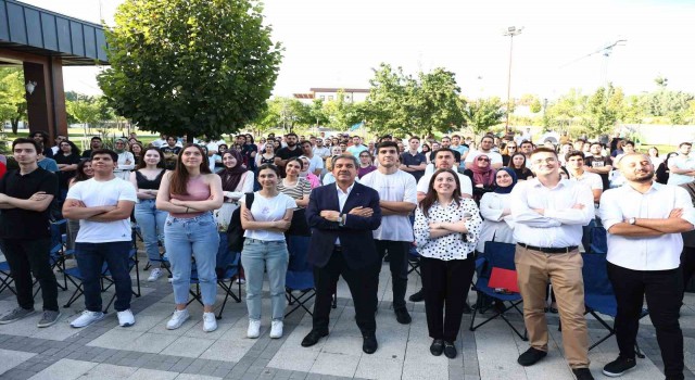 Esenlerin yazılımcı gençleri Zafer Bayramı için oyun geliştirdi