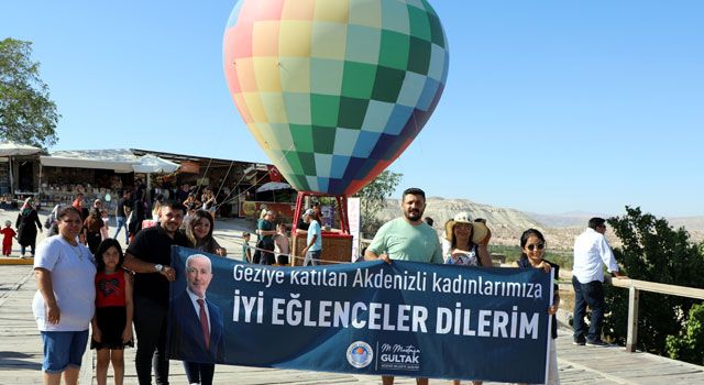 Evlilik Yıldönümünü Kutlayan çiftlere Kapadokya Hediyesi