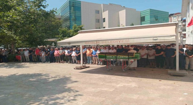 Genç Onur gözyaşları ile uğurlandı