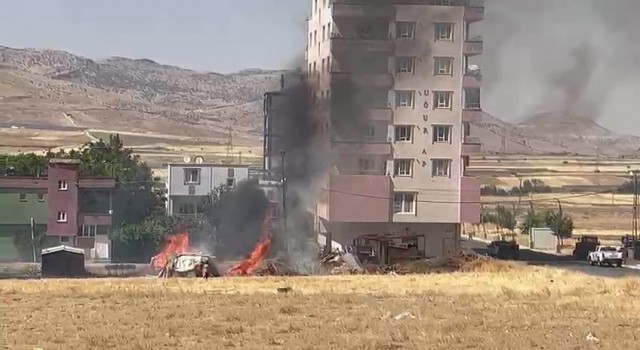 Gercüşte boş arazide çıkan yangın itfaiye ekiplerince söndürüldü