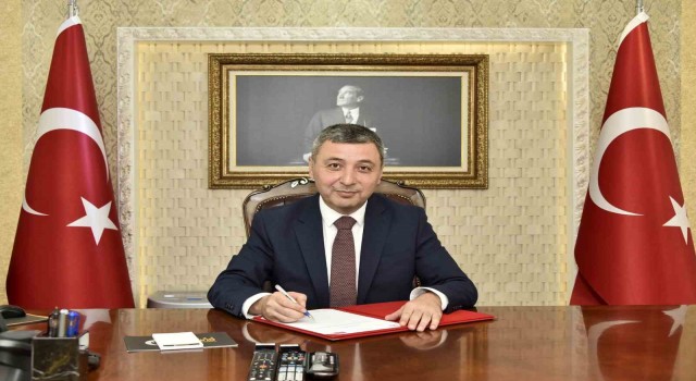 Gümüşhanenin yeni Valisi Alper Tanrısever görevine başladı