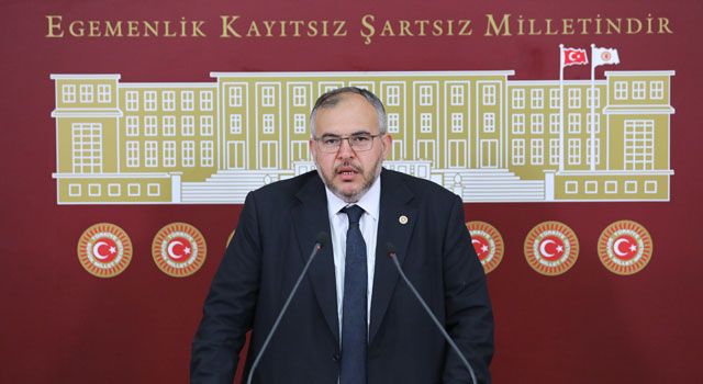 Hatay'da çiftçiler depremden olumsuz etkilendi