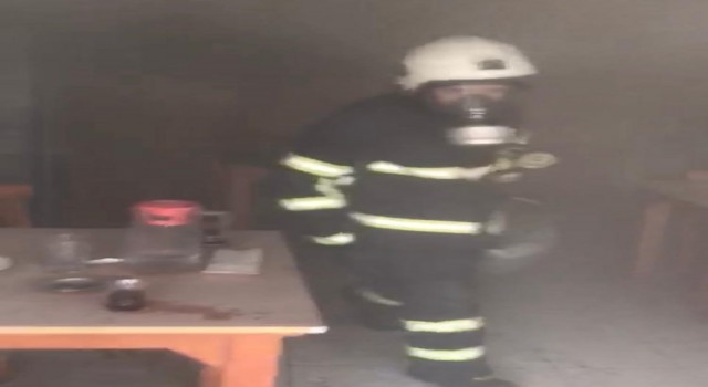 Hatayda işyerinde çıkan yangın söndürüldü