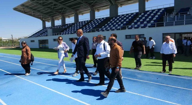 İpekyolu Belediyesi halkı Van Gölüyle buluşturuyor