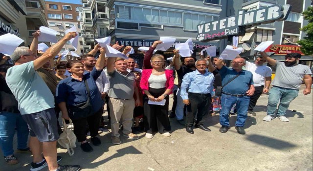 İYİ Parti İzmirde istifa depremi yaşandı