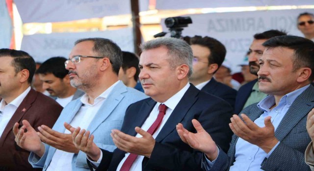 İzmirli balıkçılar ‘Vira Bismillah dedi