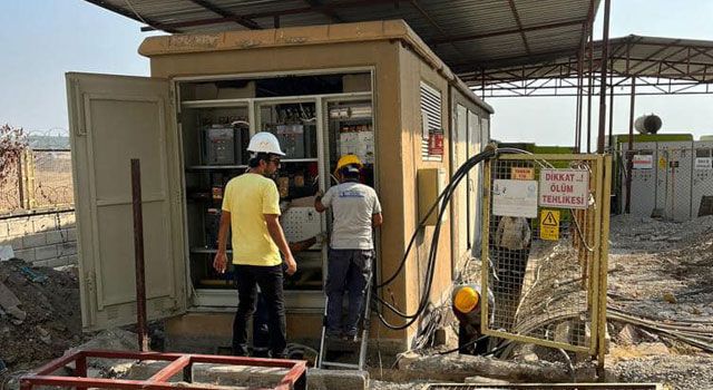 Kadirli Devlet Hastanesinde kablo yenileme yapılıyor