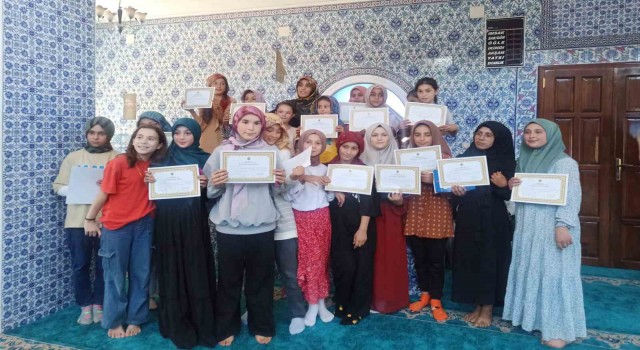 Kahramanmaraşta Kuran kursu öğrencileri için mezuniyet töreni düzenlendi