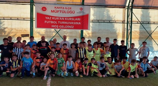 Kahtada Yaz Kuran Kursları futbol turnuvası başladı