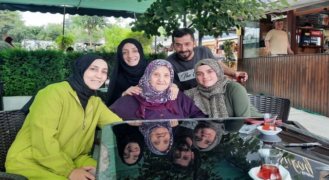 Kartepenin çınarlarına özel ilgi