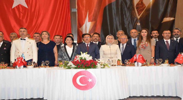 Kayseride 30 Ağustos Zafer Bayramı resepsiyonu düzenlendi