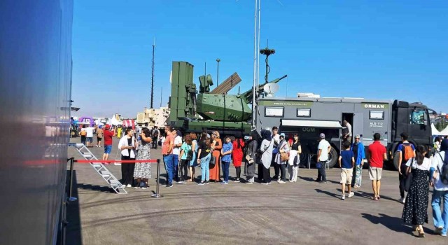 Kepezin Bilim ve Teknoloji Tırına TEKNOFESTte yoğun ilgi