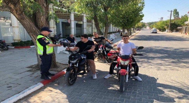 Kırklarelinde jandarmadan kask denetimi
