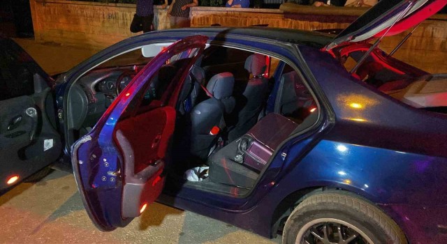 Konyada şüphe üzerine durdurulan otomobilden cephanelik çıktı