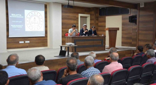 Malatyada Muhtarlarla eğitim toplantısı