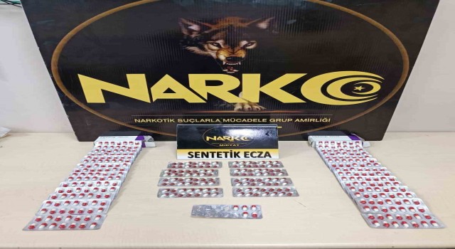 Mardinde uyuşturucu operasyonu: 537 sentetik hap ele geçirildi