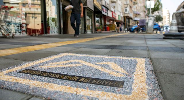 Mersin Büyükşehir Belediyesi, İstiklal Caddesi'ni yeniledi